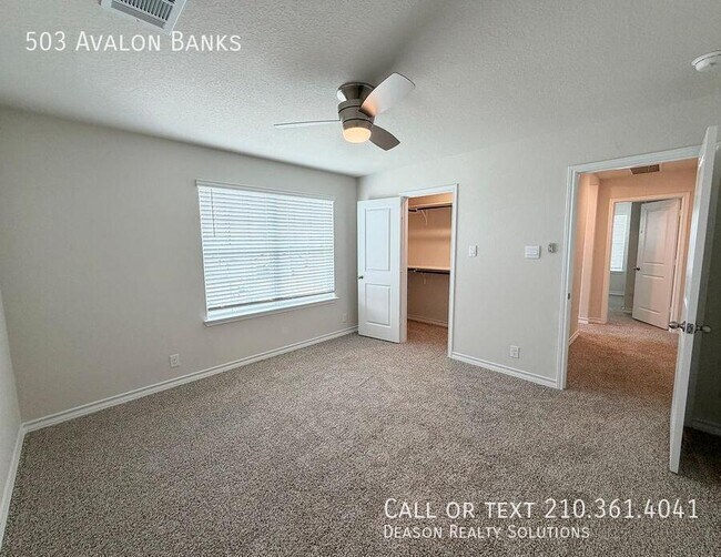 Building Photo - 503 Avalon