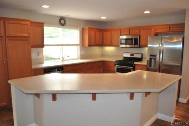 Building Photo - 145 Canyon Creek Way