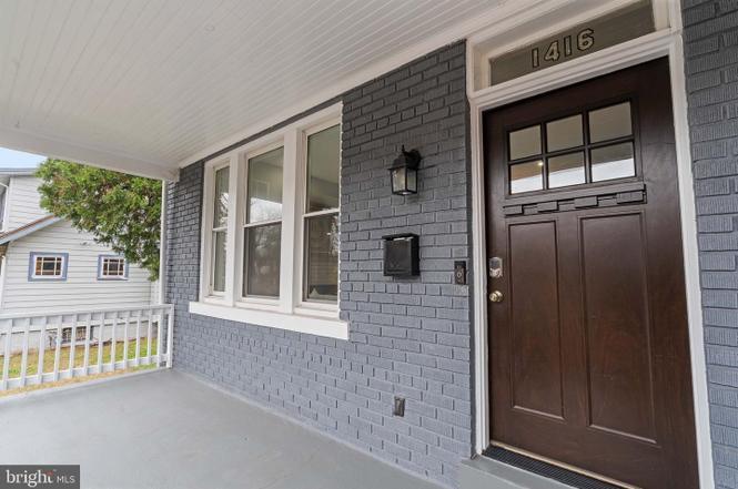 Building Photo - 1416 S St SE