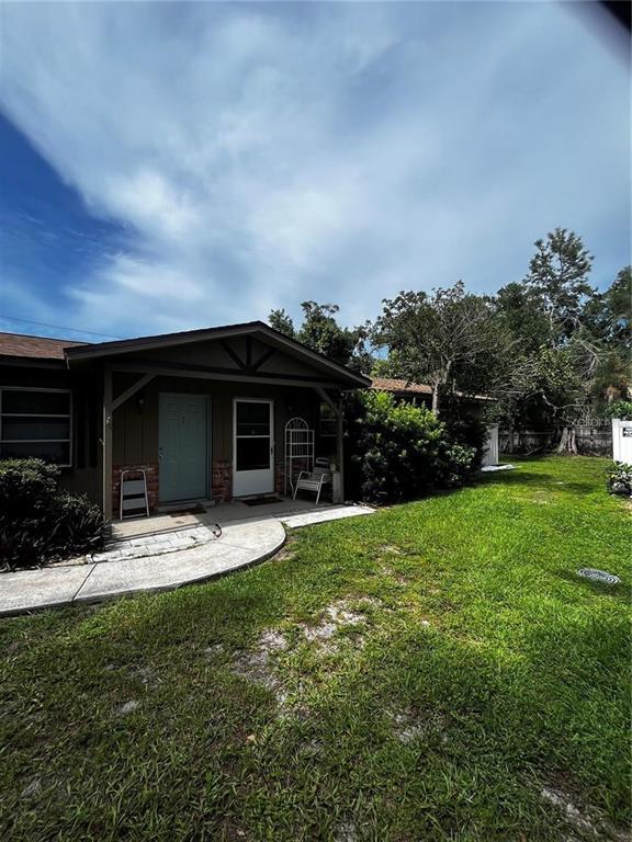 Building Photo - 15701 Waverly St