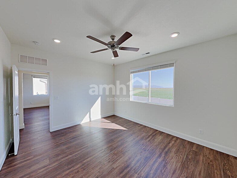 Building Photo - 2701 W 3400 S