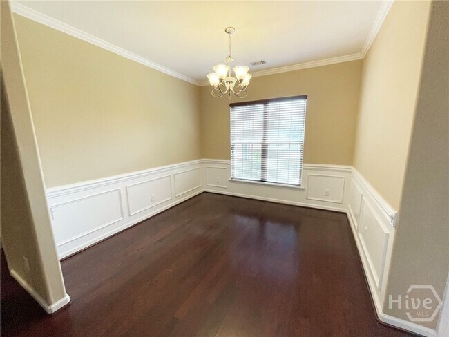 Building Photo - 216 Carlisle Way