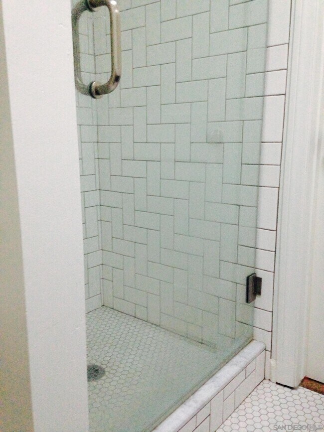 Building Photo - 357 Winsome Pl