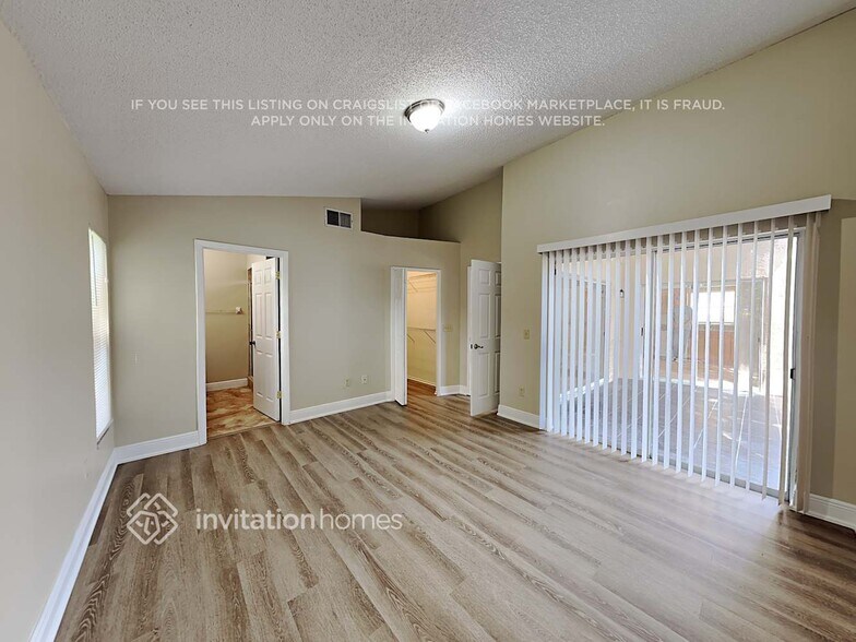 Building Photo - 1006 Brielle Ave
