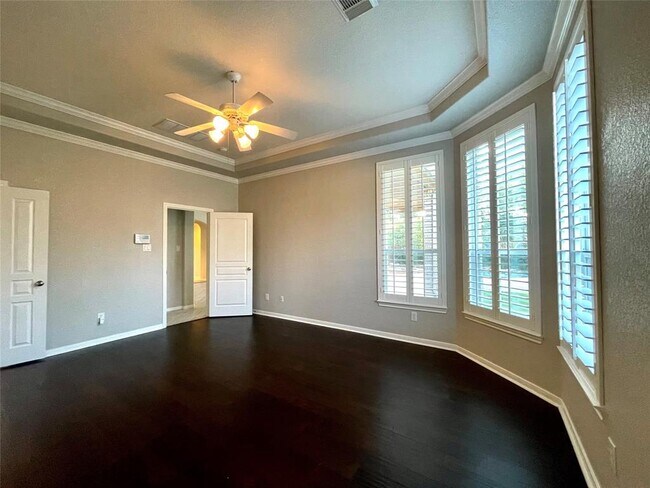 Building Photo - 23606 Rollinford Ln