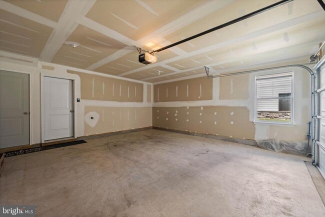 Building Photo - 434 Herringbone Wy