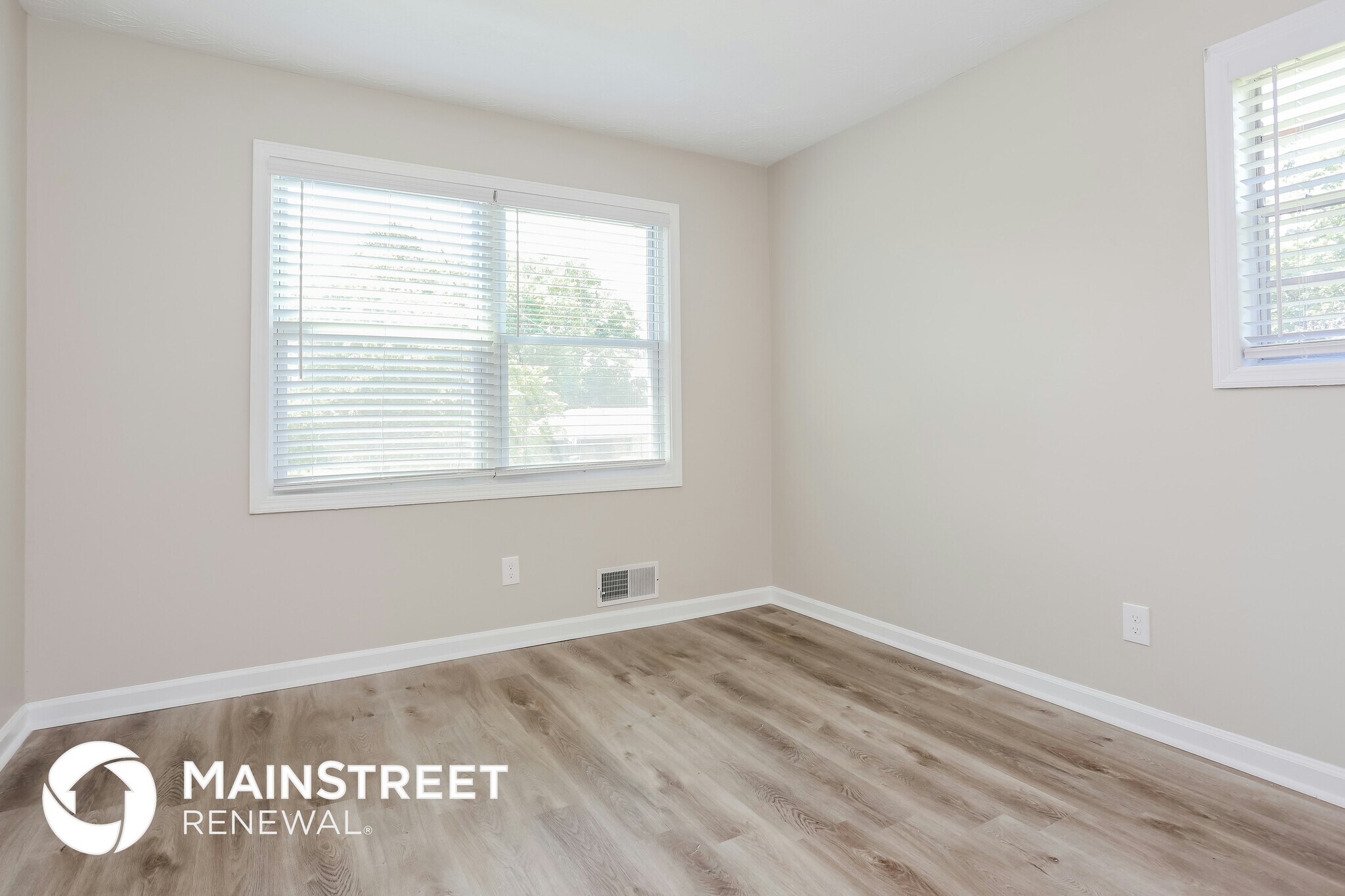 Building Photo - 6165 Marilla St