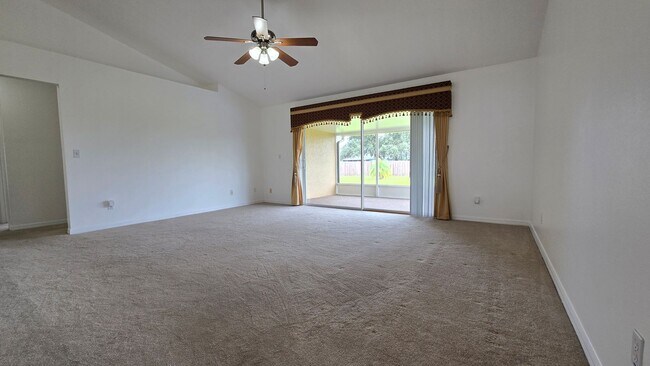 Building Photo - Spacious Haines City Retreat - For Rent Now!