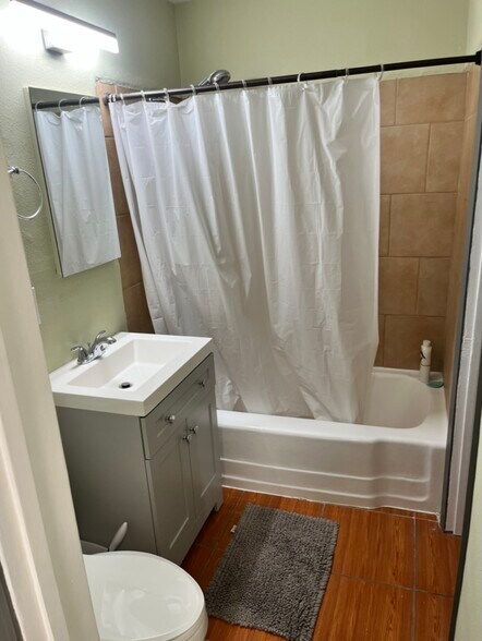 Building Photo - 5390 34th St