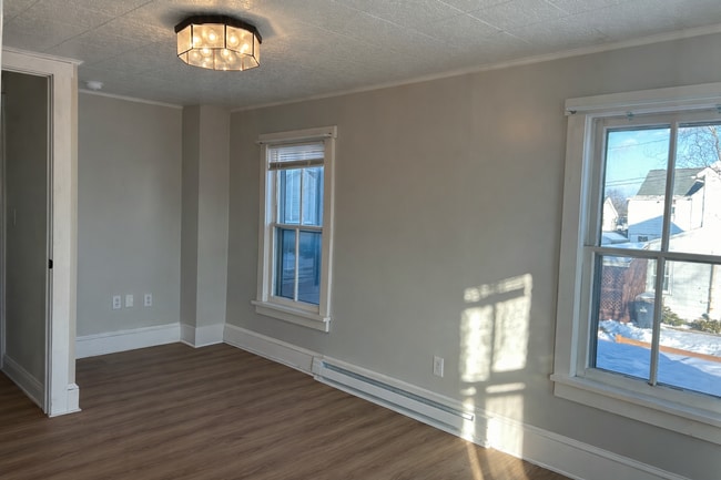 Building Photo - Stunning 5-bedroom in Conestoga Valley School District