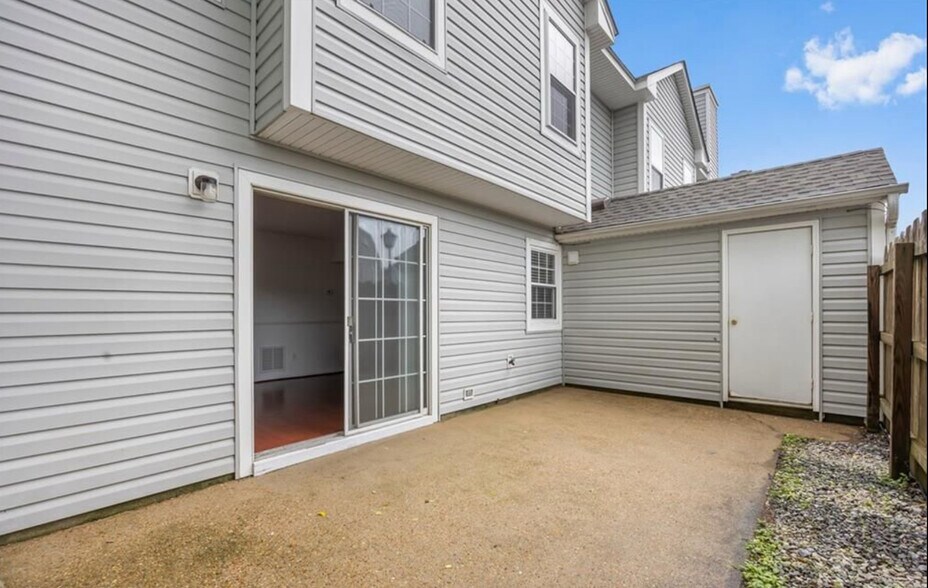 Building Photo - 264 Ferdinand Cir