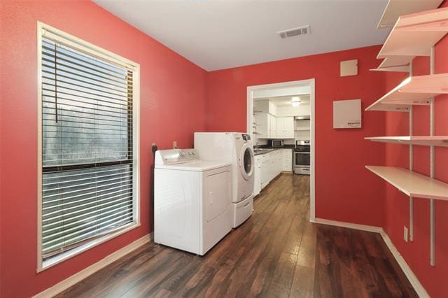 Building Photo - 1415 Oakwood Dr