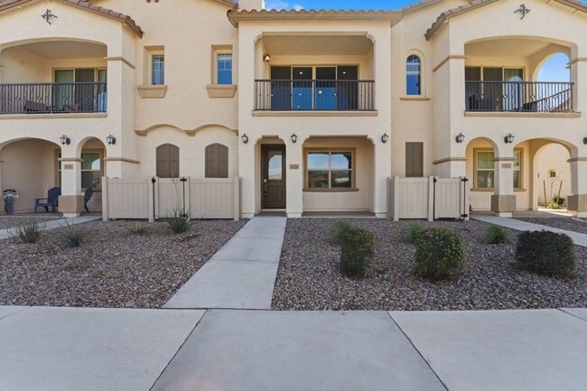 Building Photo - ** Like new Luxurious Modern townhome with 2 Master Suits in Warner Meadows**