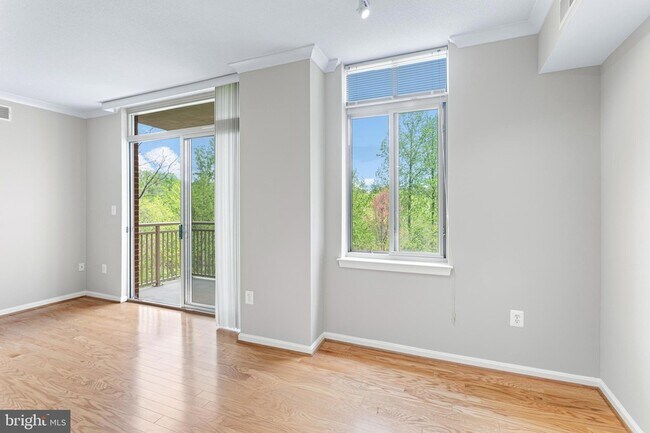 Building Photo - 4480 Market Commons Dr