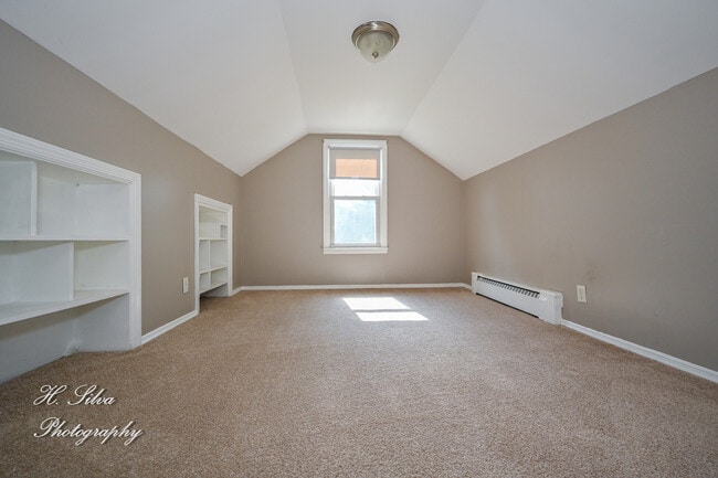 Building Photo - 331 Charlotte Ave