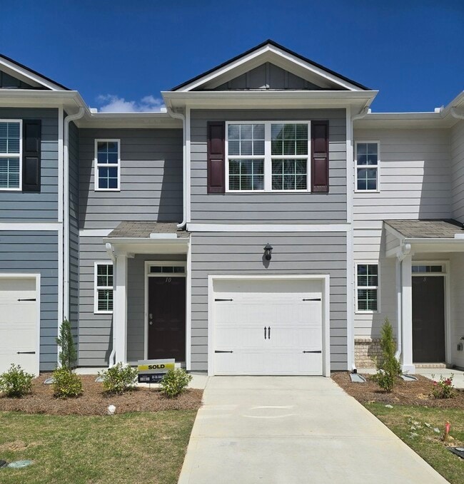Building Photo - 10 Sweetspire Dr