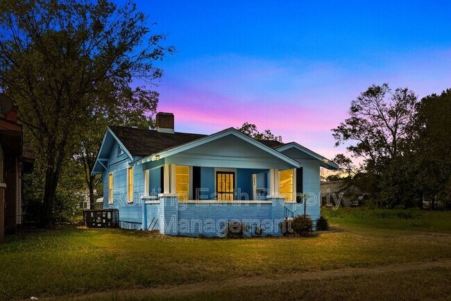 Building Photo - 4632 Ave U