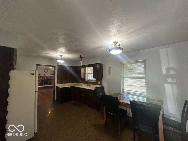 Building Photo - 8240 Burn Ct