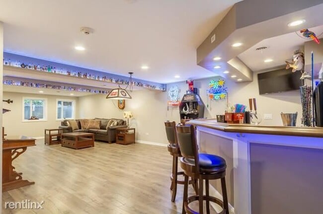 Building Photo - 2 br, 3 bath House - 1125 Village Center Pkwy