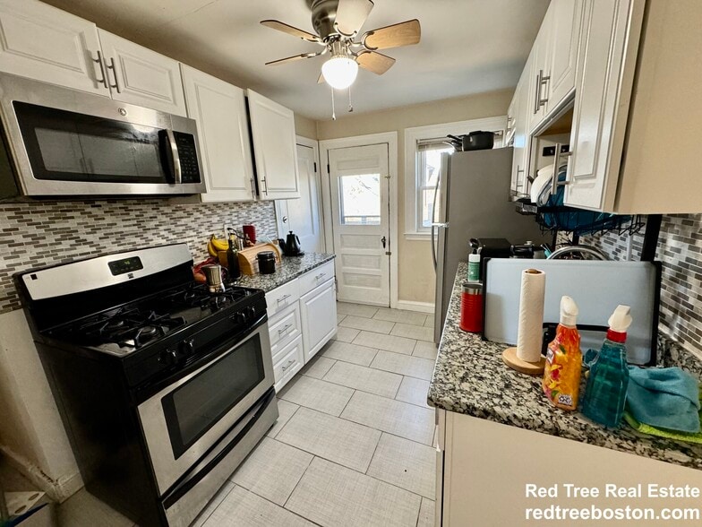 Building Photo - 4907 Washington St