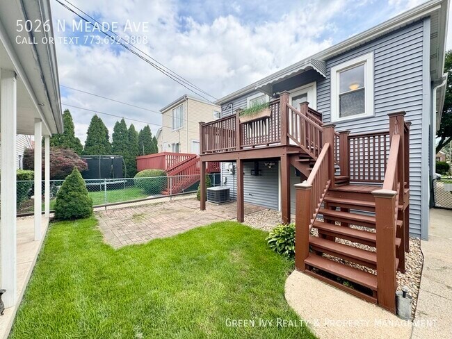 Building Photo - 5026 N Meade Ave