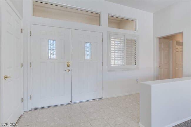 Building Photo - 10709 Shackleton Dr