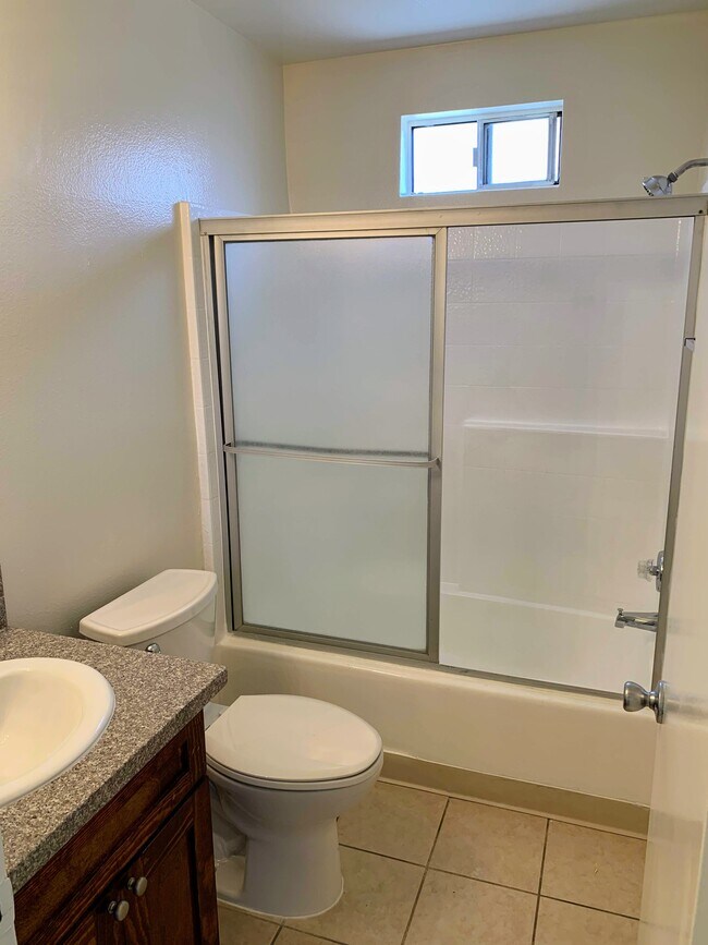 Building Photo - 1101 E South St