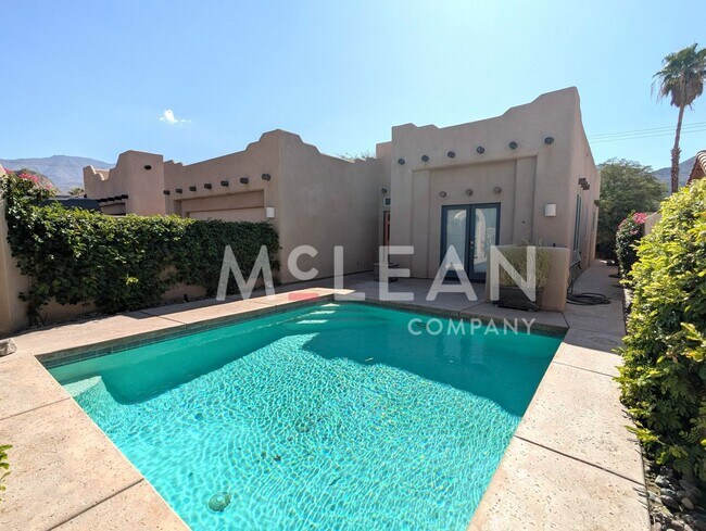 Building Photo - Classic 3 Bedroom Spanish Home with Pool -...