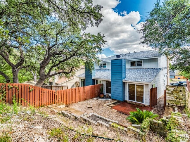 Building Photo - 6706 Deatonhill Dr