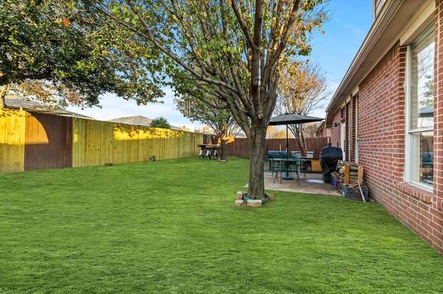 Building Photo - 1055 Port Sullivan Dr