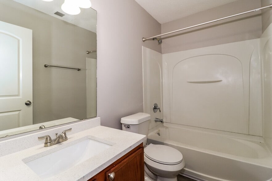 Building Photo - 1497 Pemberton Ln