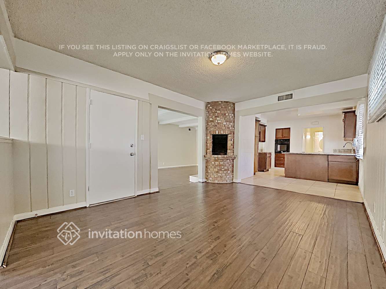 Building Photo - 16745 Archwood St