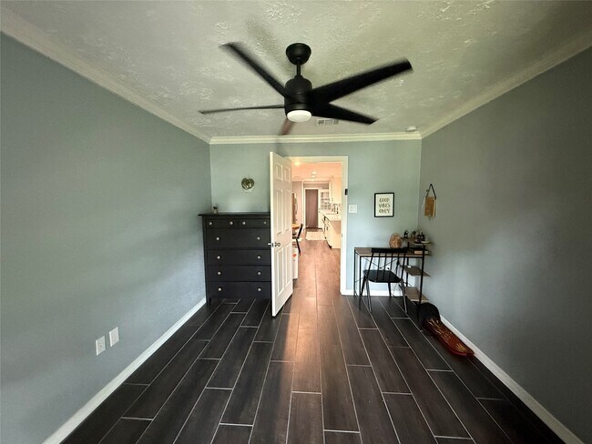 Building Photo - 10322 Sageplum Dr