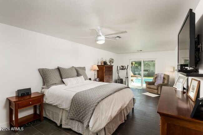 Building Photo - 2503 S Bonarden Ln