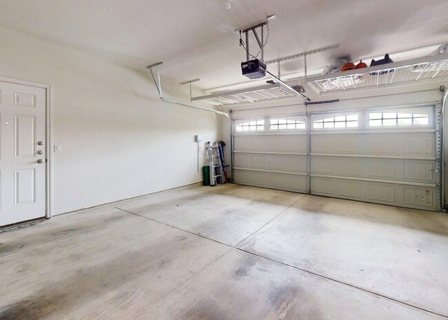Building Photo - 9010 Canopy Bnd