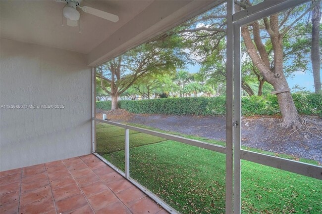 Building Photo - 1617 Zenith Way