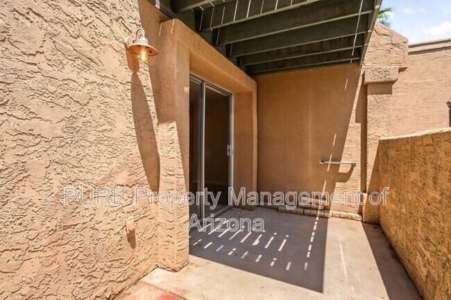 Building Photo - 1224 E Evergreen St