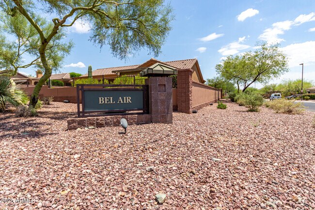 Building Photo - 2735 W Plum Hollow Dr