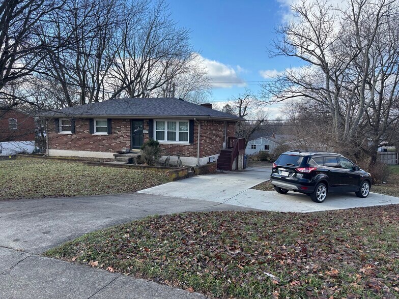 Building Photo - 617 Mount Tabor Rd