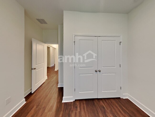 Building Photo - 33966 Thyme Dr