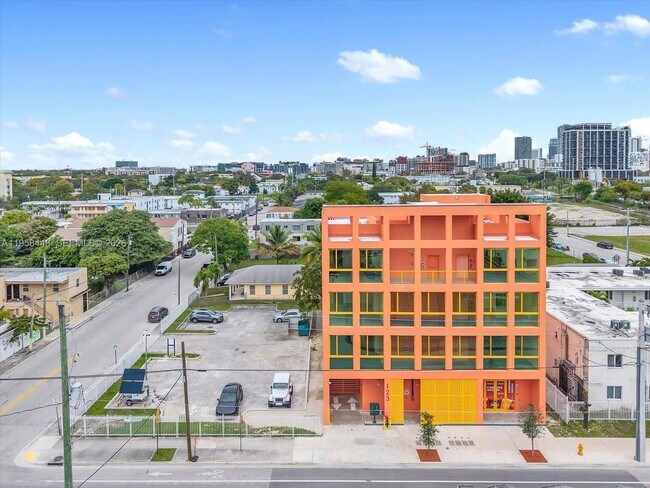 Building Photo - 123 NW 14th St