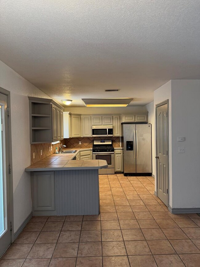 Building Photo - 4515 Monty Dr