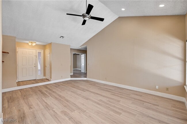 Building Photo - 618 Cervantes Dr