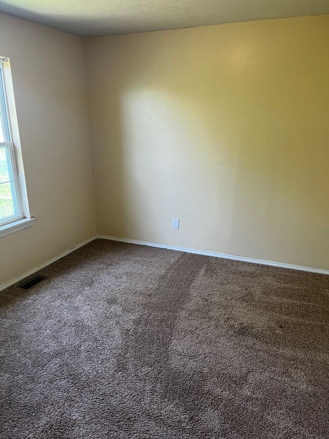 Building Photo - 3 Bed/ 2 Bath home in Nixa, MO