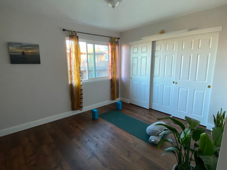 Second bedroom, upstairs - 1222 Marionola Way