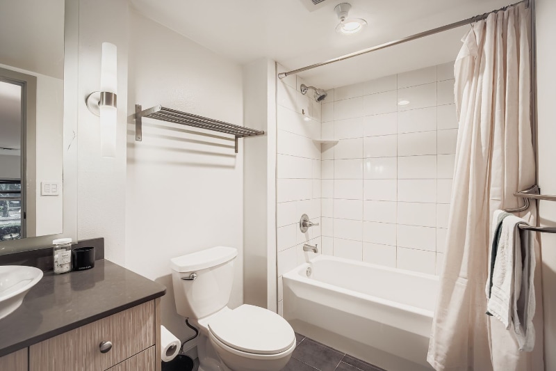 Building Photo - 3104 Western Ave