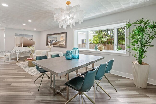 Building Photo - 8234 SW 60th Ct