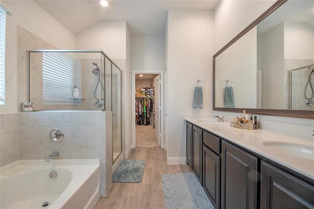 Building Photo - 3720 Trillium Dr