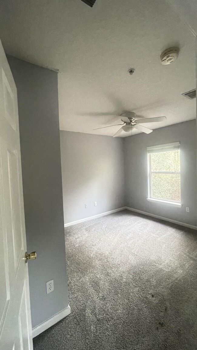 Building Photo - 3670 Kirkpatrick Cir
