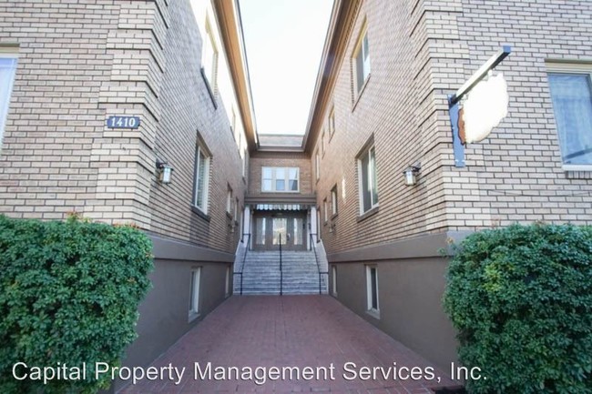 Building Photo - 1410 NE Weidler St